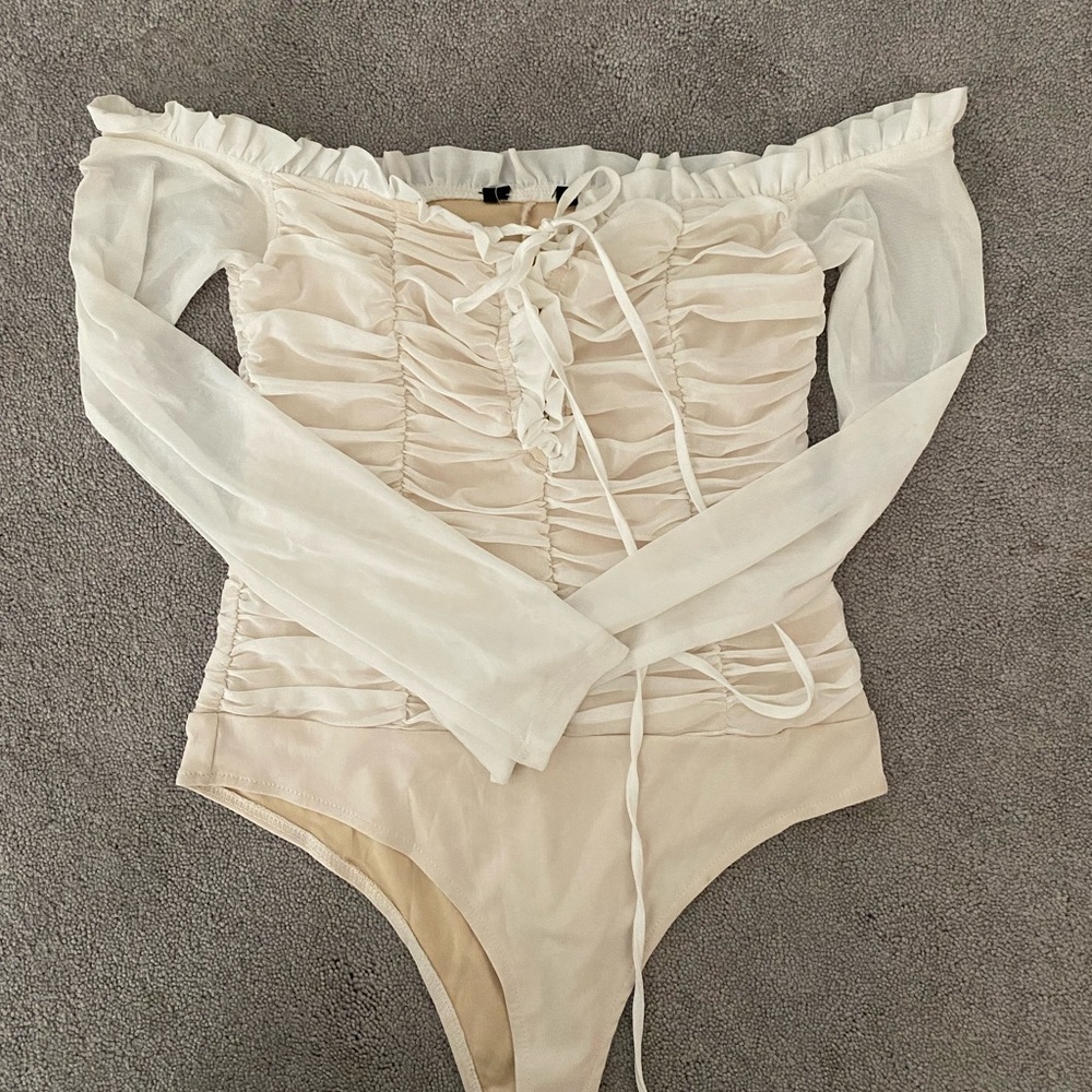 cute bodysuit top!